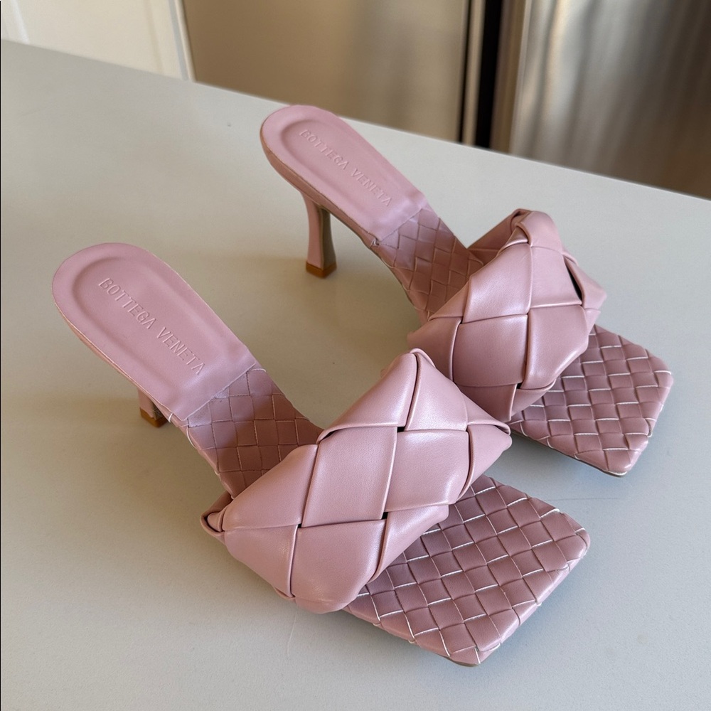 Bottega Veneta Mules